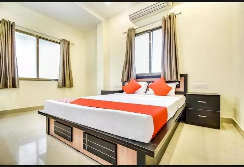 Hotelli Silver Key Suites