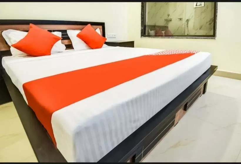 Hotelli Silver Key Suites