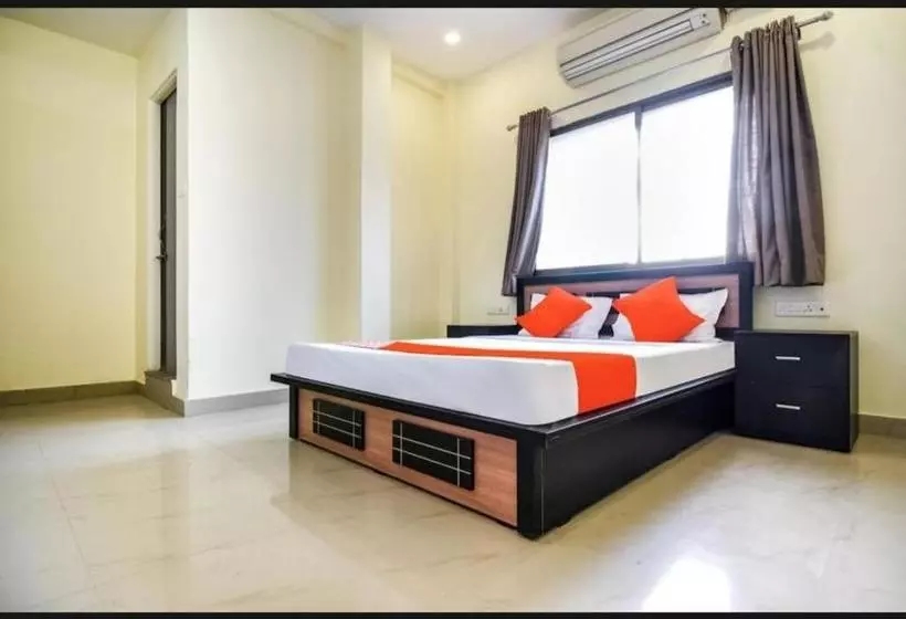 Hotelli Silver Key Suites