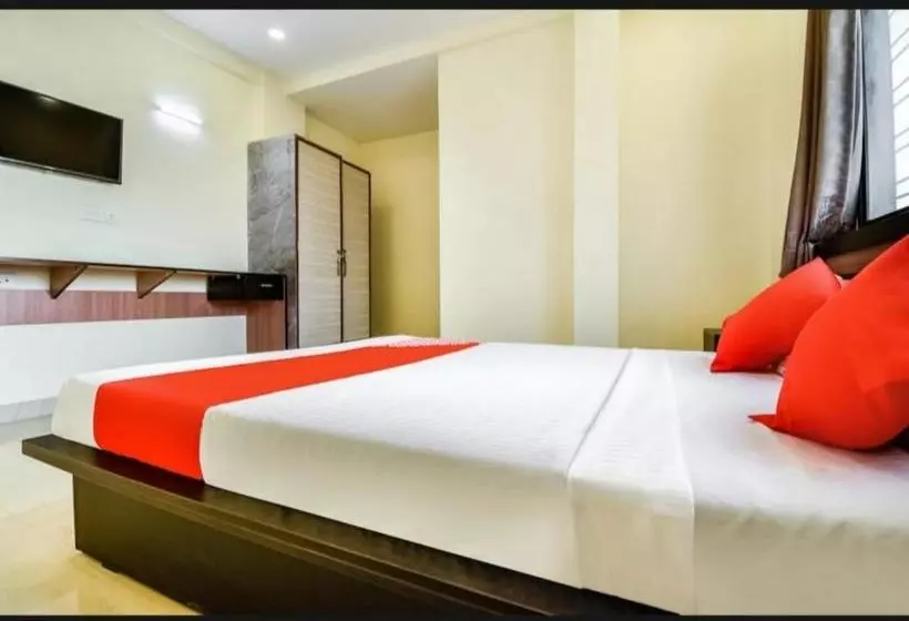 Hotelli Silver Key Suites