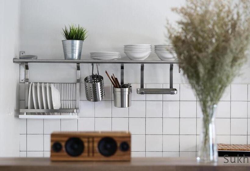 Sukh Serviced Apartment