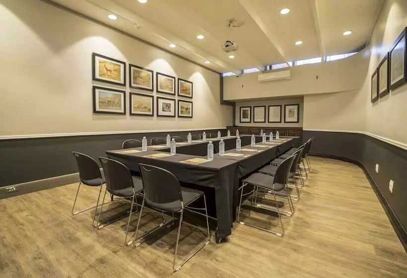 Отель 224 & Apartments