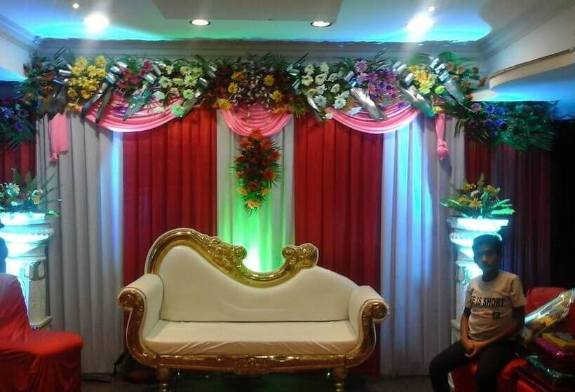 בית מלון כפרי Arya Palace