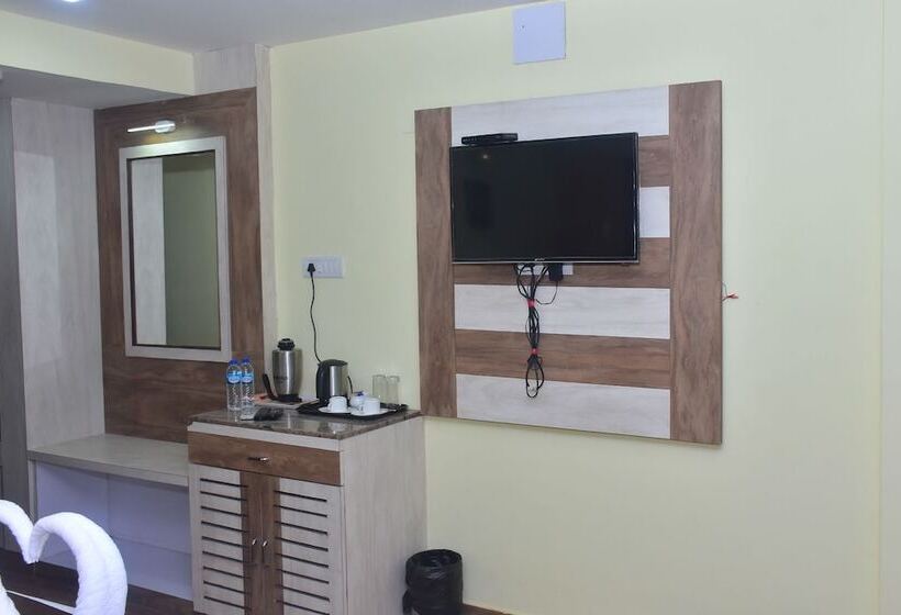 בית מלון כפרי Arya Palace