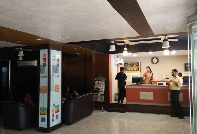 בית מלון כפרי Arya Palace