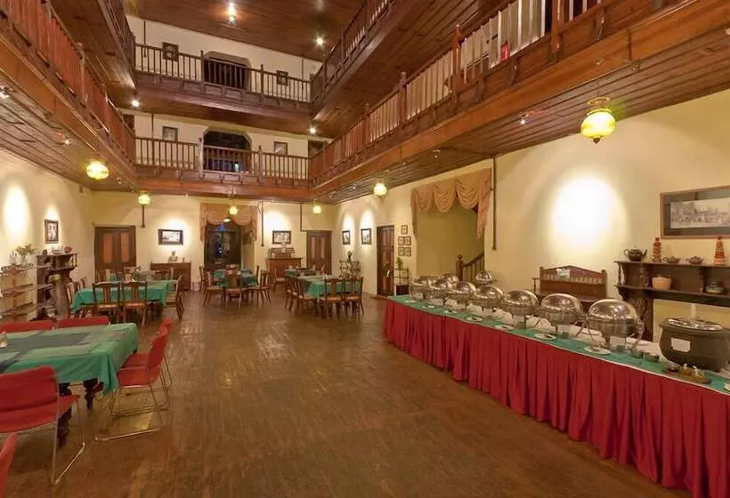 هتل Chevron Fairhavens