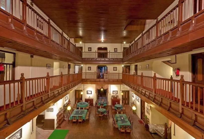 هتل Chevron Fairhavens