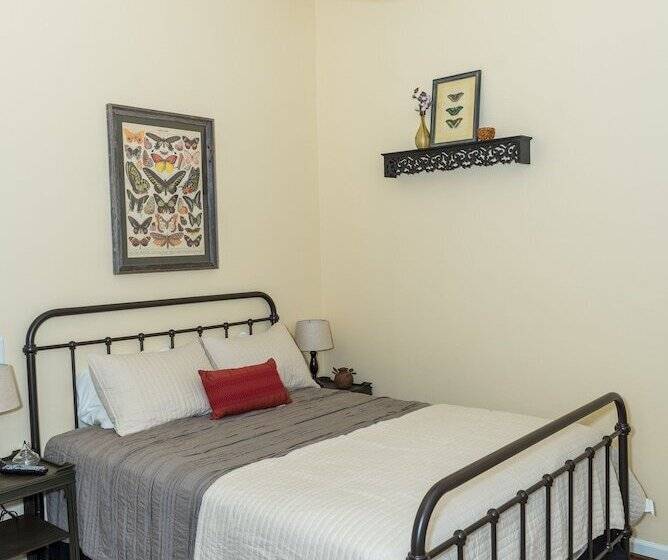 ホテル Creekside Inn