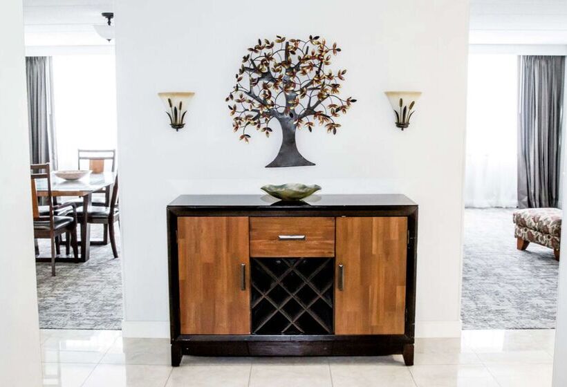 Doubletree By Hilton Hotel Charlottesville