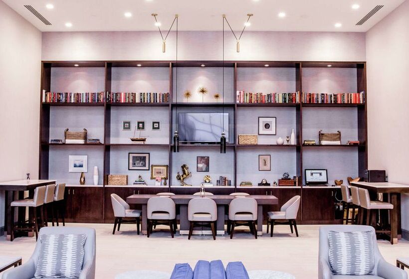 Doubletree By Hilton Hotel Charlottesville