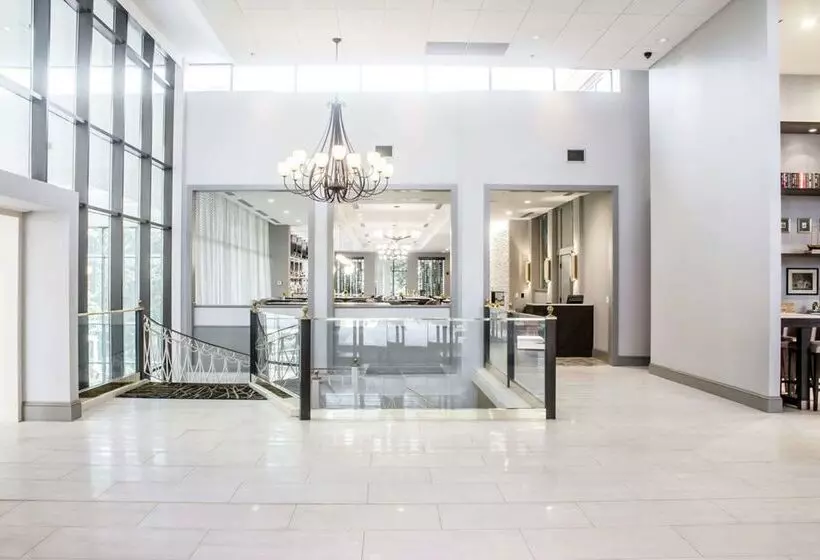 Doubletree By Hilton Hotel Charlottesville