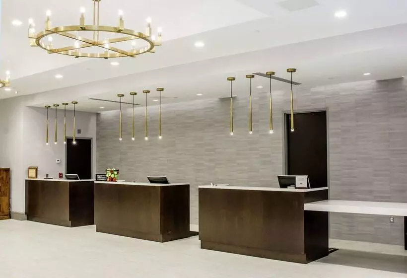 Doubletree By Hilton Hotel Charlottesville