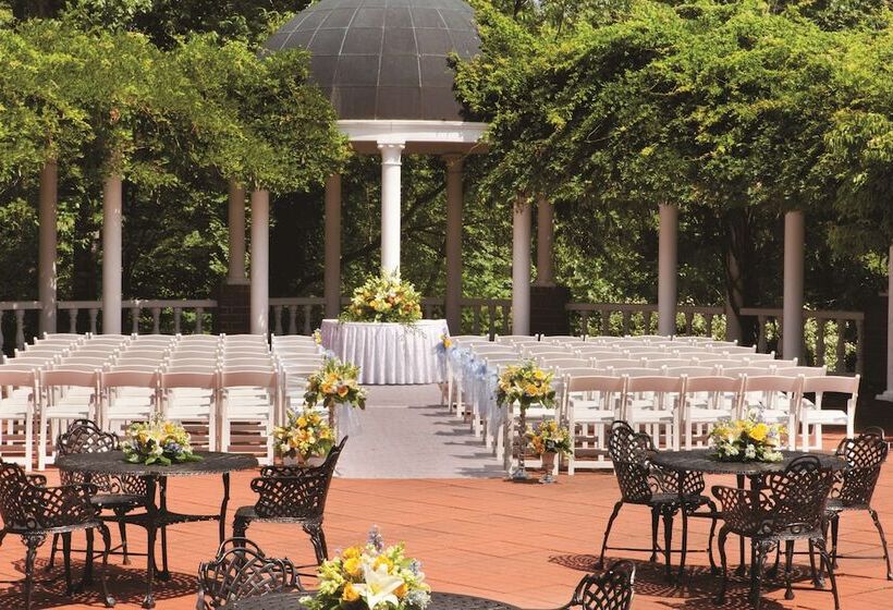 Doubletree By Hilton Hotel Charlottesville