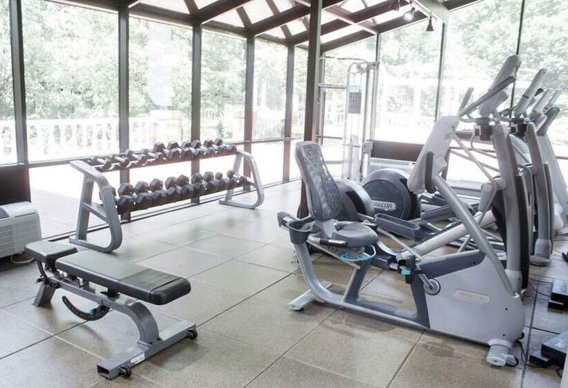 Doubletree By Hilton Hotel Charlottesville