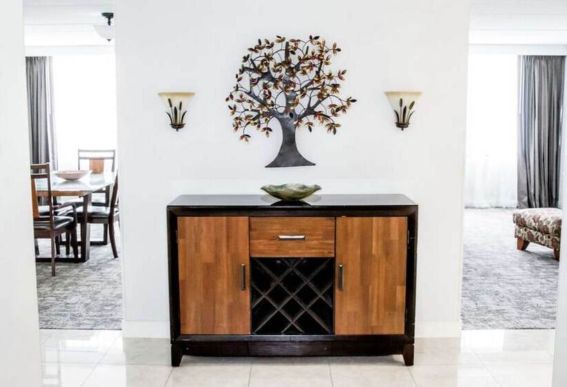 Doubletree By Hilton Hotel Charlottesville