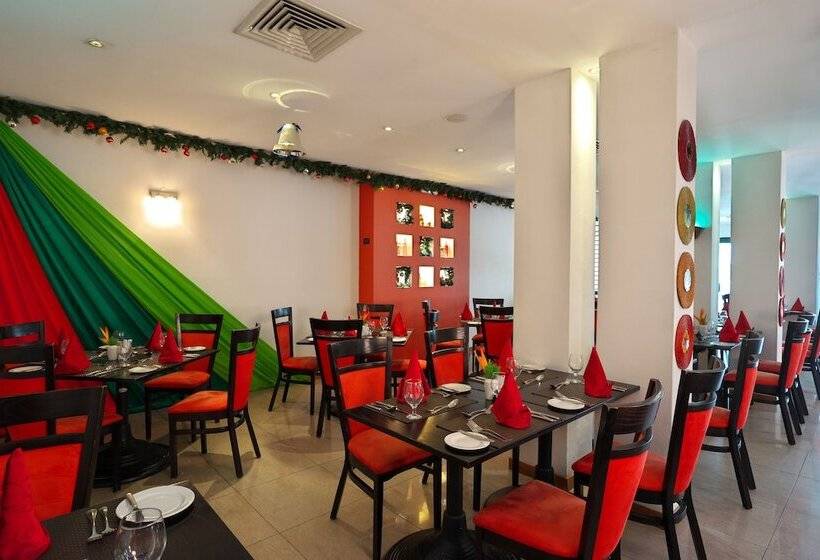 בית מלון כפרי Fiesta Royale