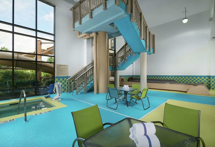 בית מלון כפרי Hampton Inn Bermuda Run