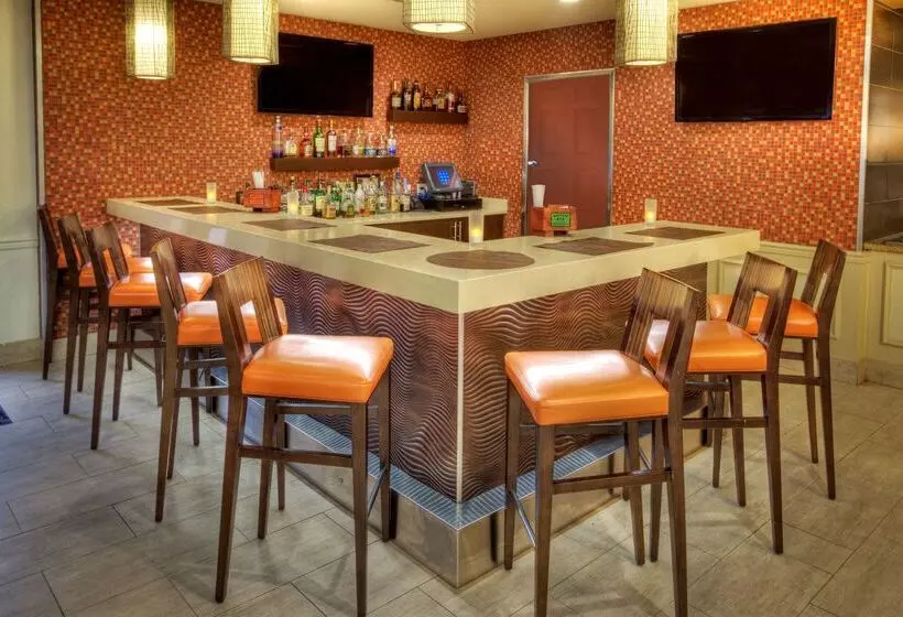 Отель Nash Haus