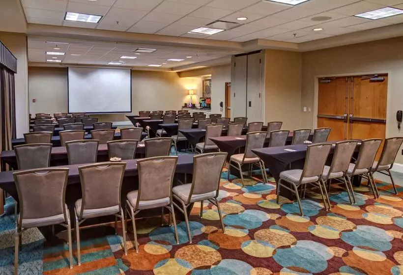 Отель Nash Haus