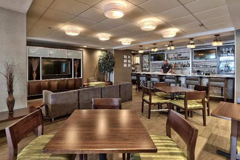 هتل Holiday Inn & Suites Albuquerque North I 25, An Ihg