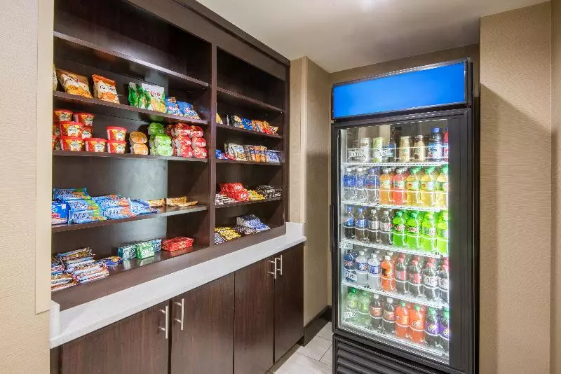 Holiday Inn Express Hotel & Suites Ashland, An Ihg