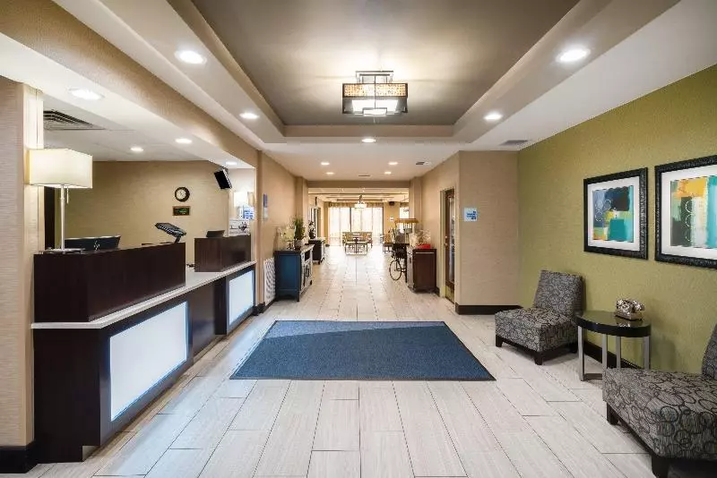 Holiday Inn Express Hotel & Suites Ashland, An Ihg