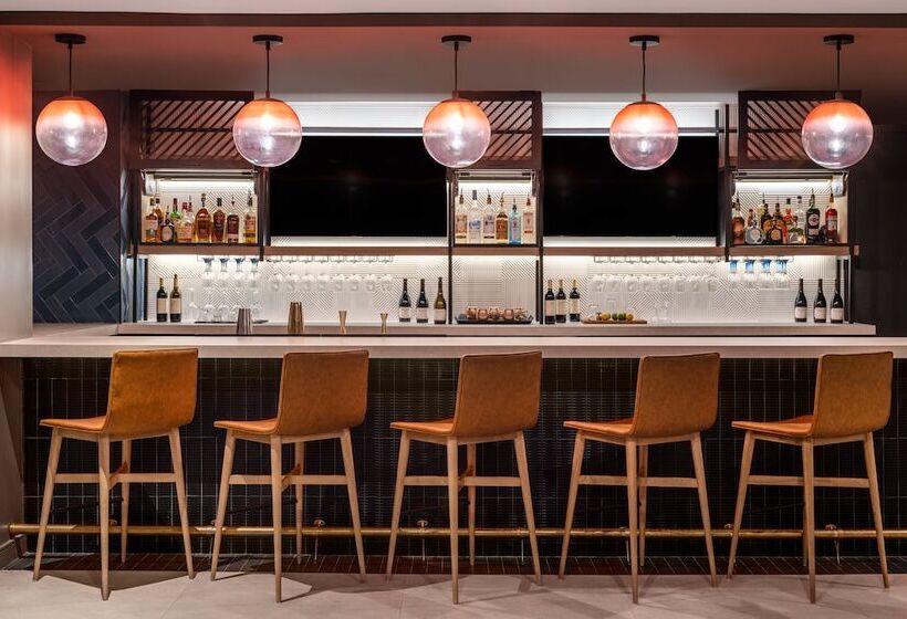 Otel Atwell Suites Austin Airport, An Ihg