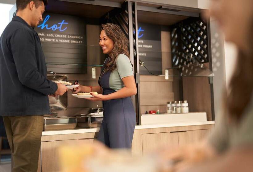 Otel Atwell Suites Austin Airport, An Ihg