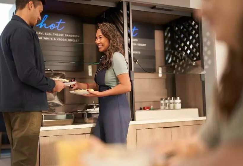 Hotelli Atwell Suites Austin Airport, An Ihg