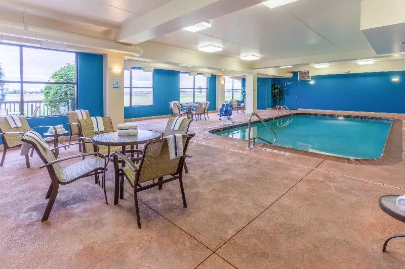 Holiday Inn Express Hotel & Suites Bowling Green, An Ihg