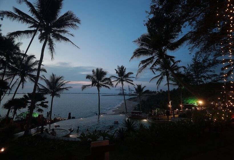 Отель Niraamaya Wellness Retreats, Surya Samudra, Kovalam