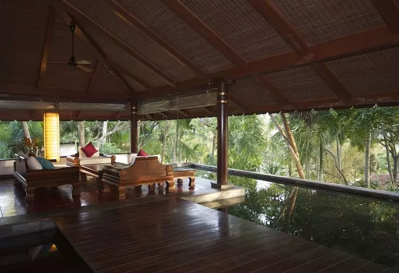 هتل Niraamaya Wellness Retreats, Surya Samudra, Kovalam