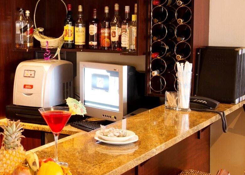 호텔 Premier Splendid Inn Port Edward