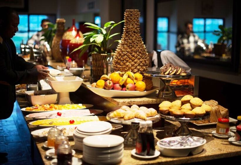 호텔 Premier Splendid Inn Port Edward