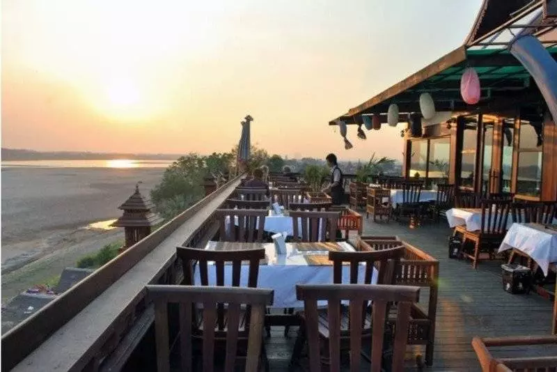 Hotelli Seng Tawan Riverside