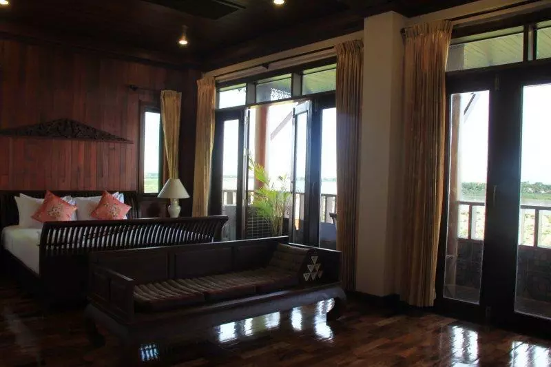 Hotelli Seng Tawan Riverside