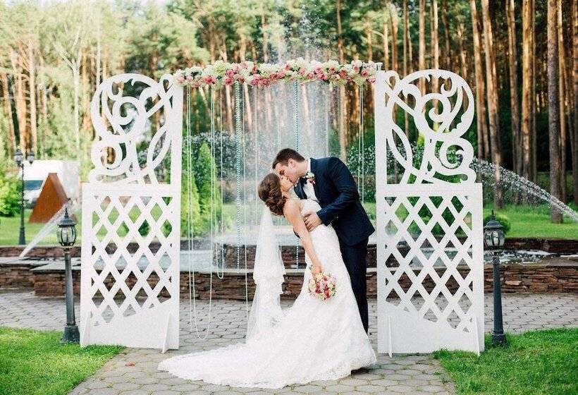 Отель Sosnovyi Bor