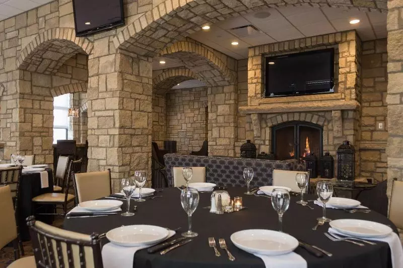 Hotel The Oread Lawrence, Tapestry Collection By Hilton