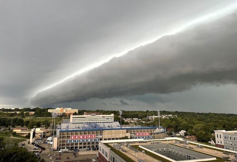 فندق The Oread Lawrence, Tapestry Collection By Hilton