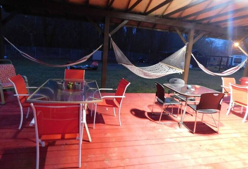 汽车旅馆 Packwood Inn