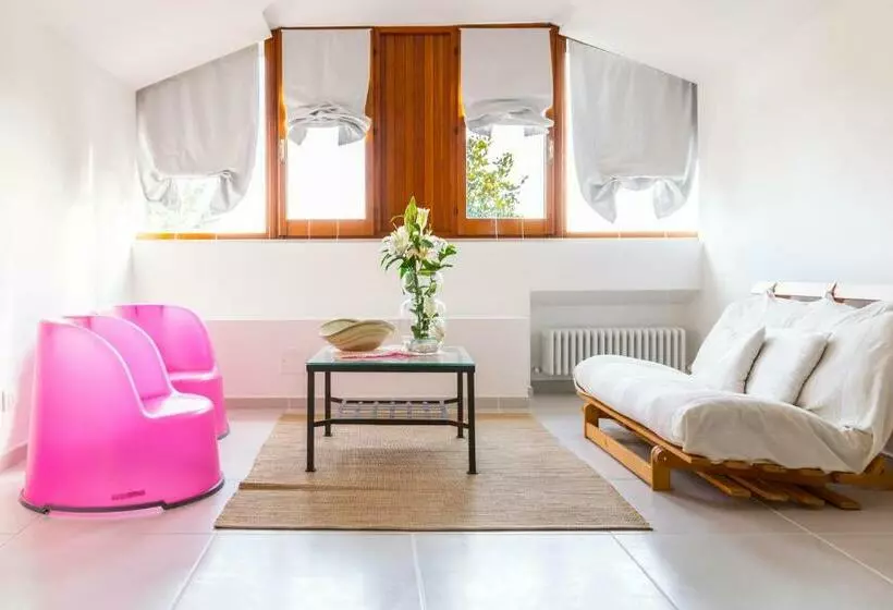 Aamiaismajoitus (B&B) Bianco Nuvola