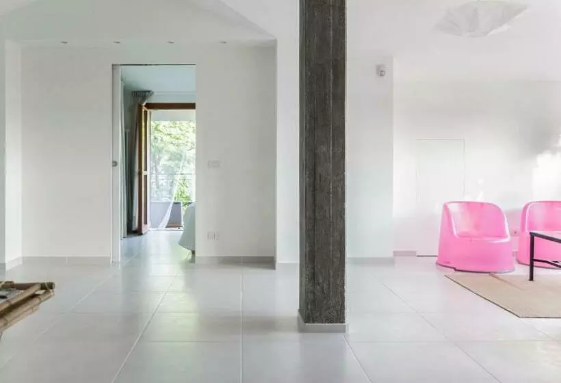 Aamiaismajoitus (B&B) Bianco Nuvola
