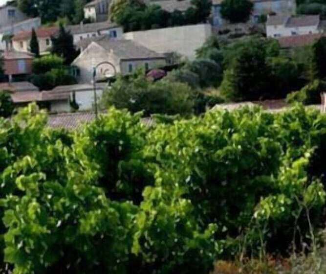 مبيت وإفطار Castel Mireio