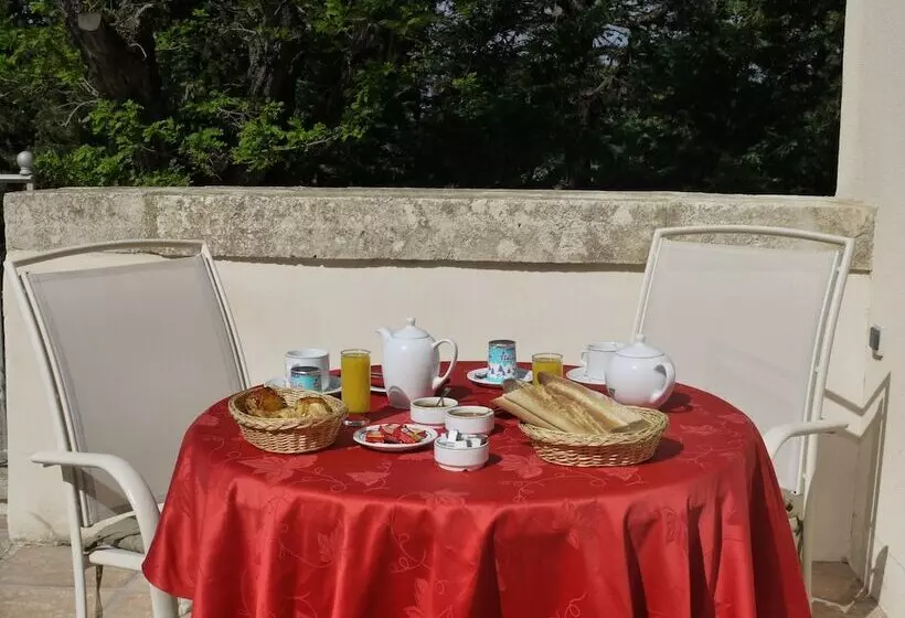 Aamiaismajoitus (B&B) Castel Mireio