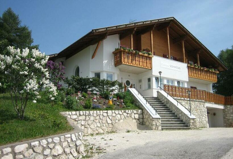 ベッドアンドブレックファースト Garni Sonnegg