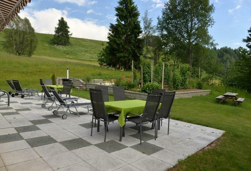 ベッドアンドブレックファースト Garni Sonnegg