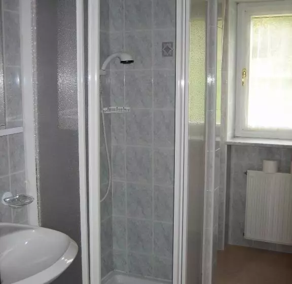 Aamiaismajoitus (B&B) Garni Sonnegg
