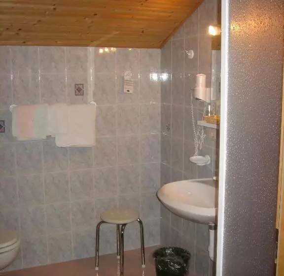 Aamiaismajoitus (B&B) Garni Sonnegg