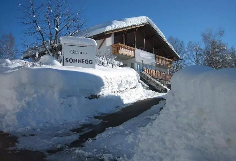 Aamiaismajoitus (B&B) Garni Sonnegg