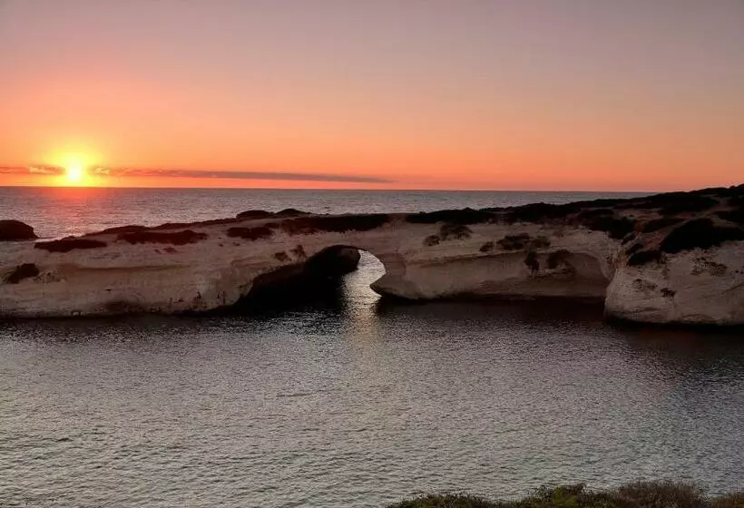 Aamiaismajoitus (B&B) Torre Del Pozzo